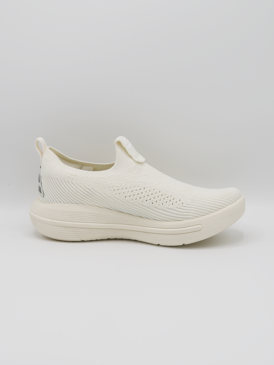 ET42778J_belyy_02.png
