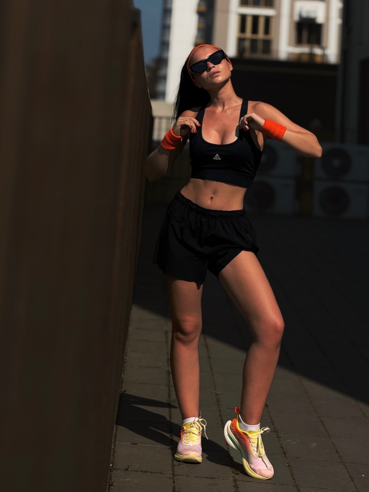 FW94272_chernyy_02.jpg