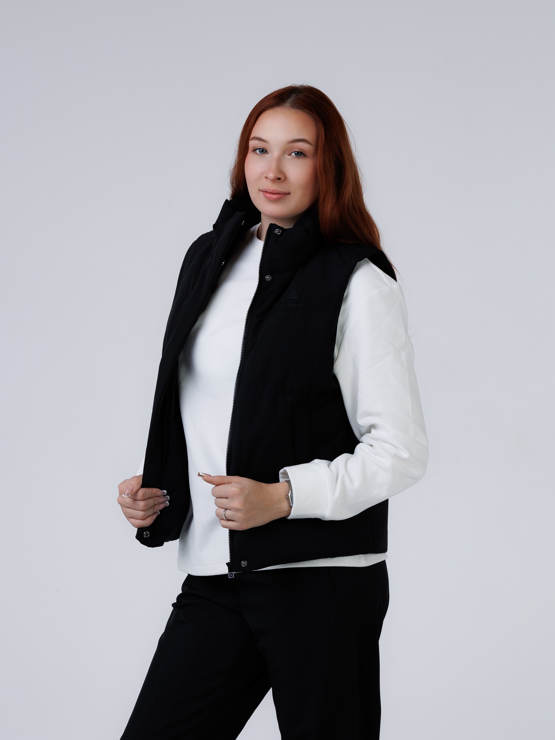 FW4254042_chernyy_06.jpg