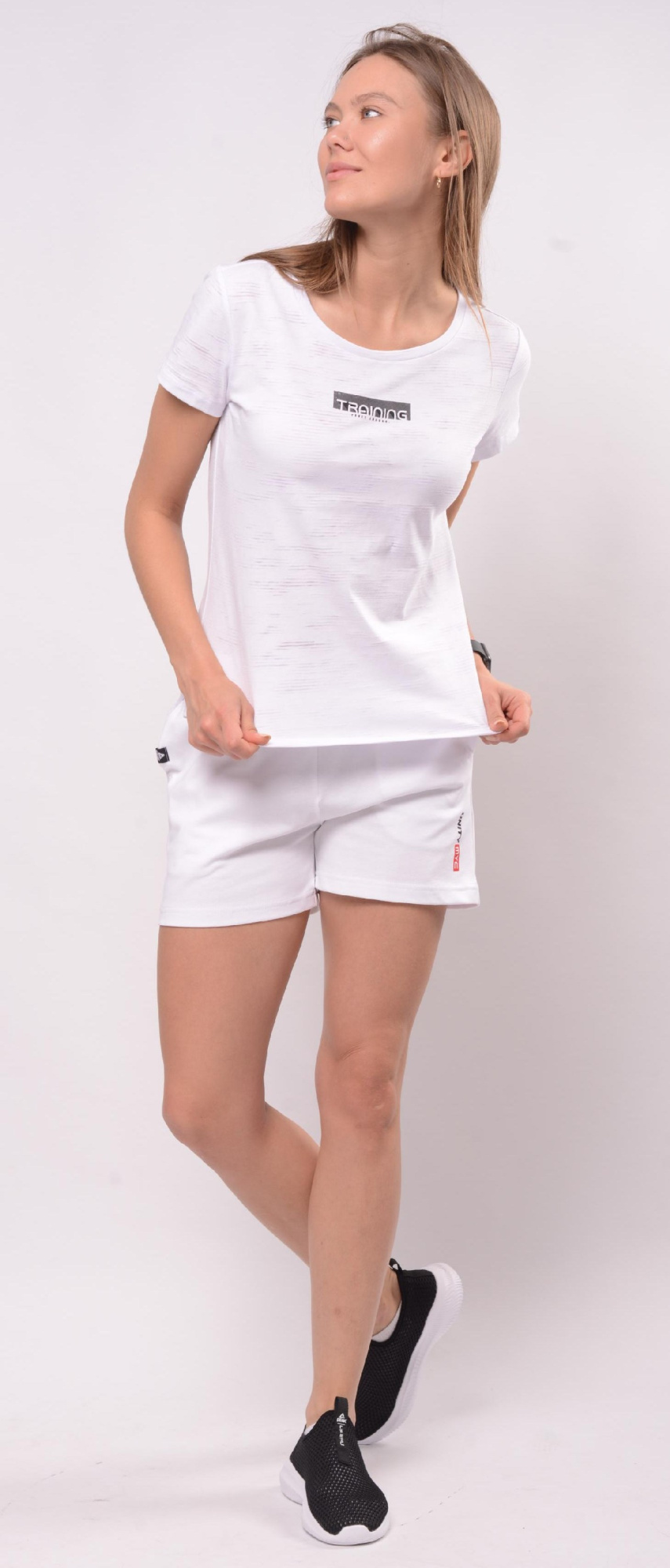 F692462_belyy_04.jpg