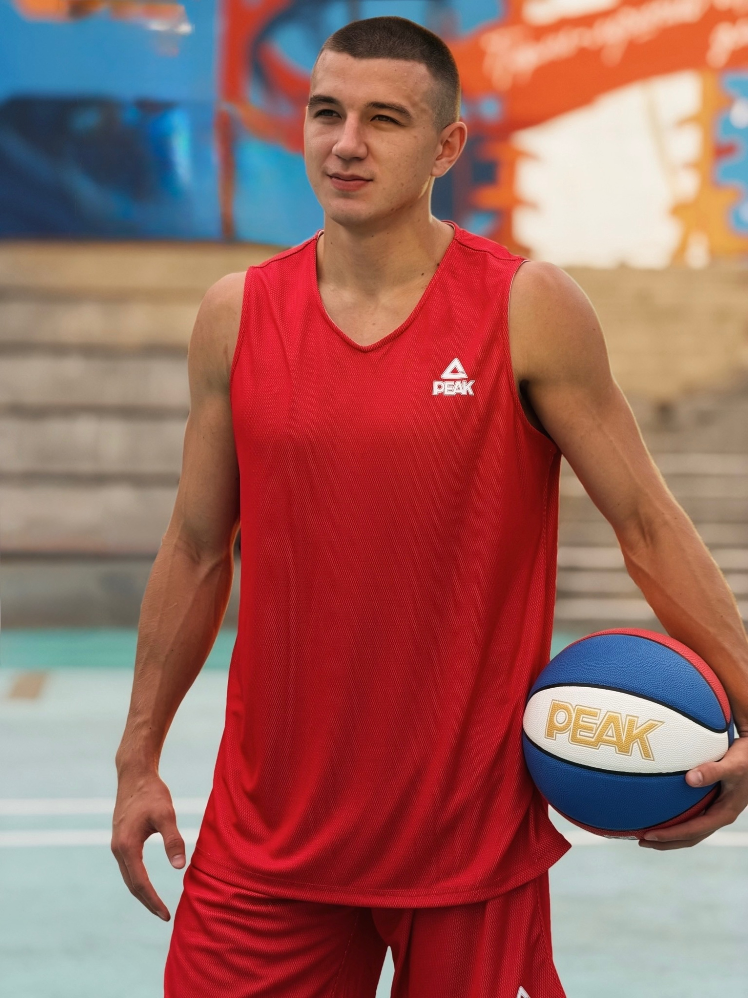 FW99169_belo_krasnyy_02.jpg