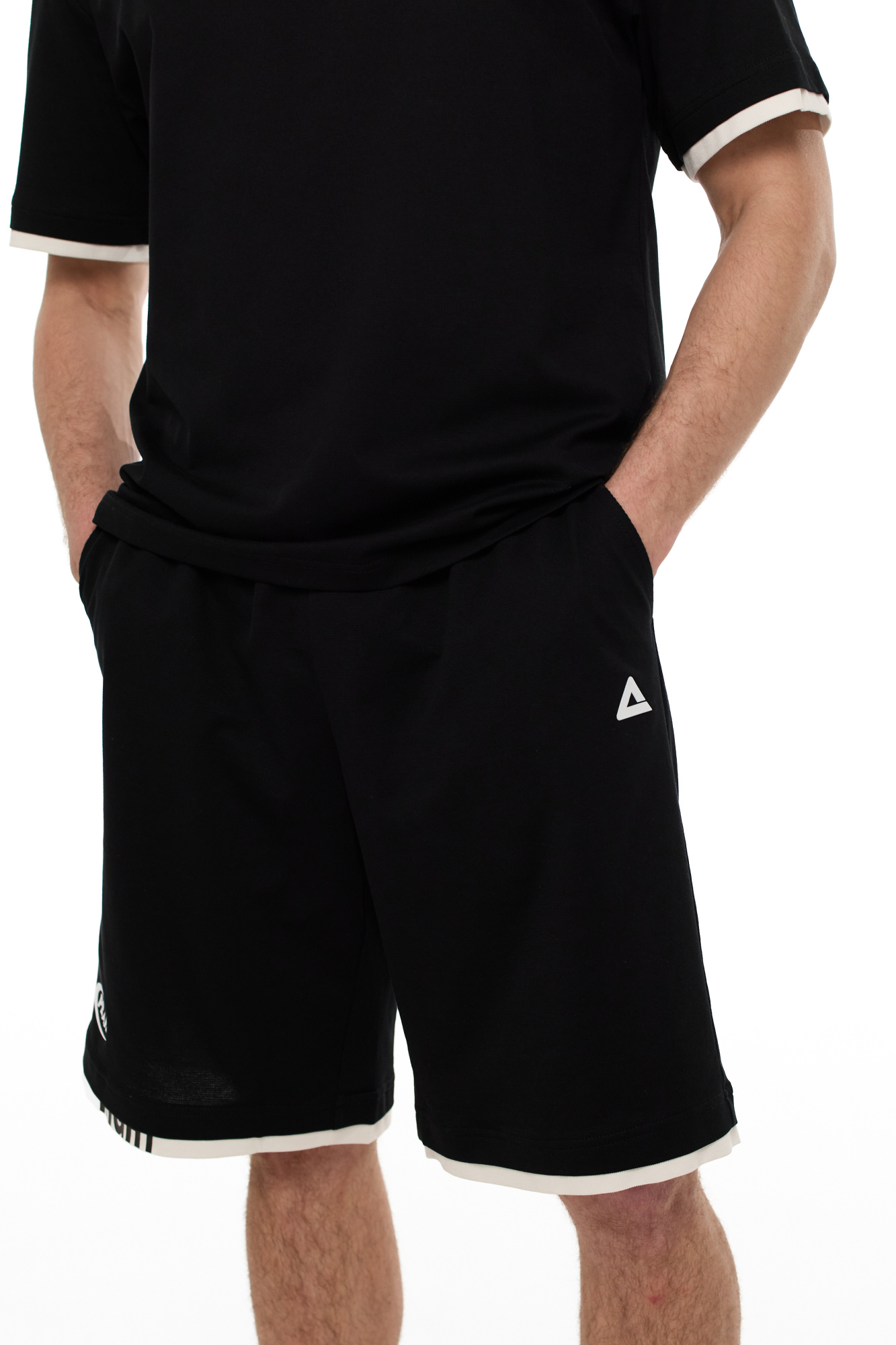 FW3252361_chernyy_01.jpg